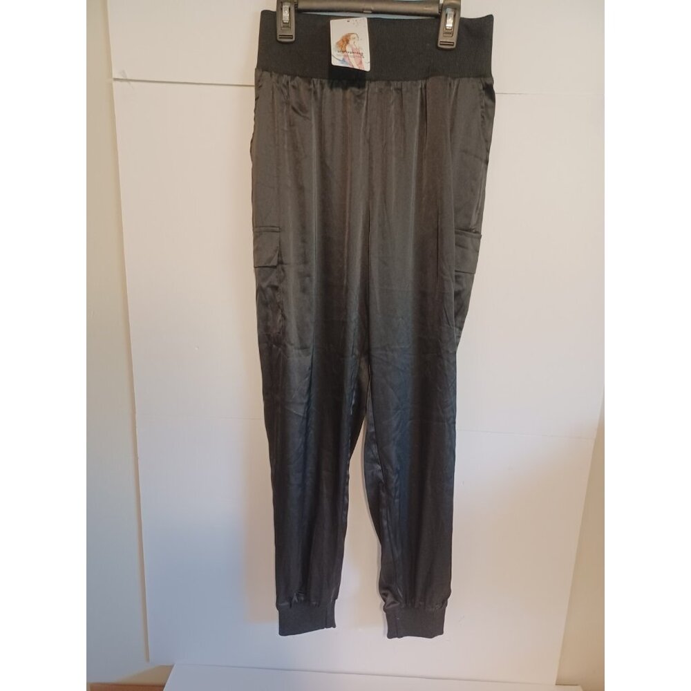 Pretty Garden Satin/Silky (POLYESTERBLEND) Cargo Pockets S(24X27)Straight Pants